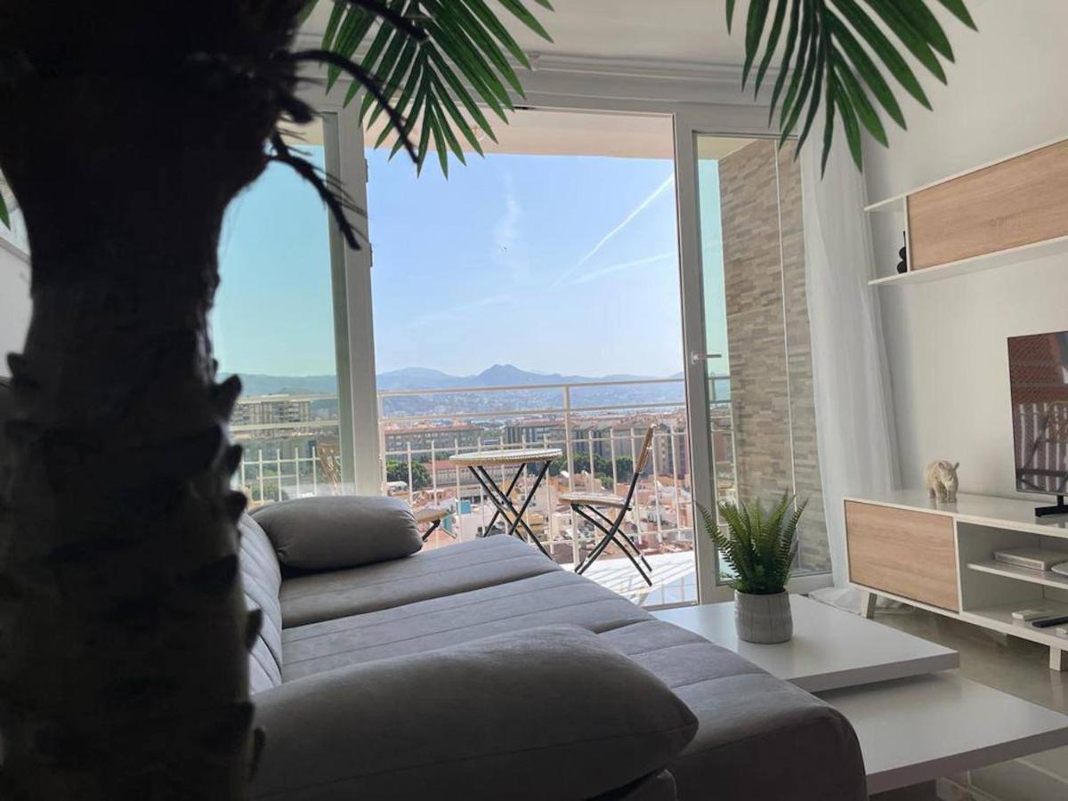 Holidays2Malaga Princesa 3 Dormitorios, Vistas Al Mar Y Montana, Terraza Y A 200M A La Playa Dış mekan fotoğraf