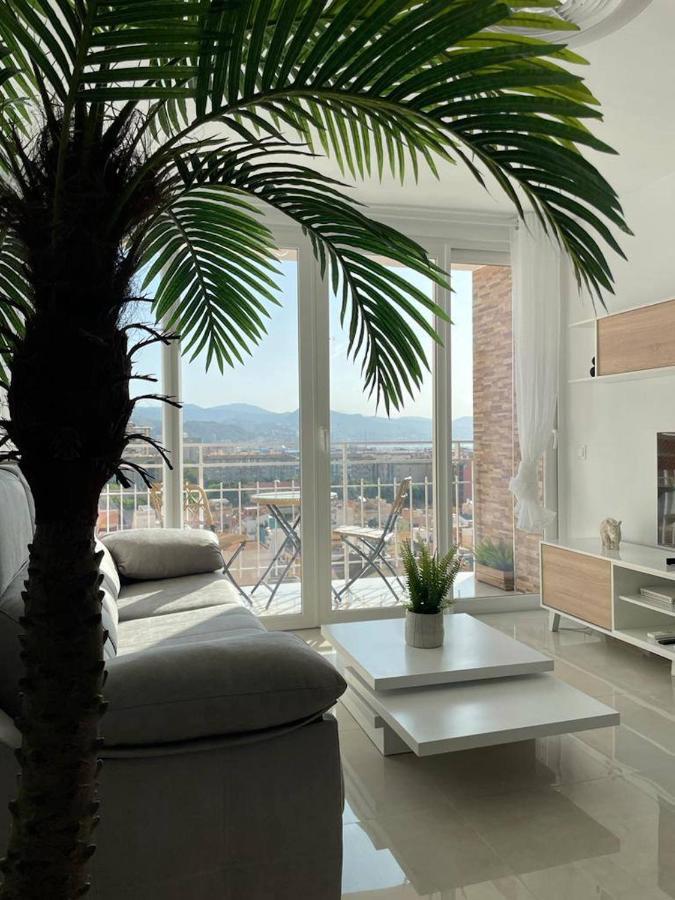 Holidays2Malaga Princesa 3 Dormitorios, Vistas Al Mar Y Montana, Terraza Y A 200M A La Playa Dış mekan fotoğraf